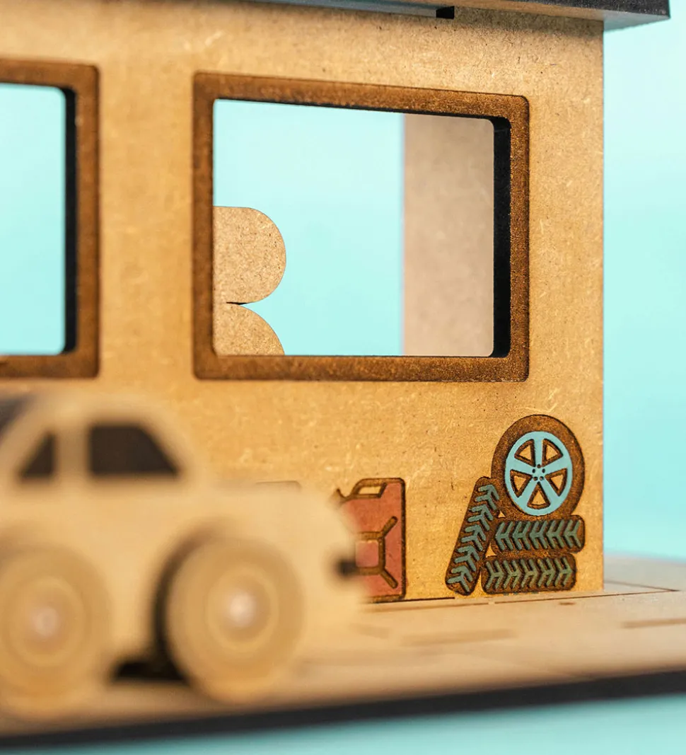 Crateit Kreasæt - Crateit Town - Træ - Tankstation - 28 Dele