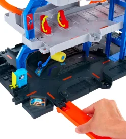 Hot Wheels City Mega Garage