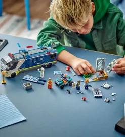 LEGO® City - Politiets Mobile Kriminallabora... 60418 - 674 Dele