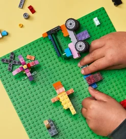 LEGO® Classic - Grøn Byggeplade - 11023