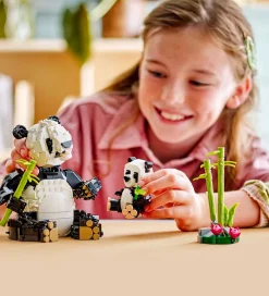 LEGO® Creator - Vilde Dyr: Pandafamilie 31165 - 3-i-1 - 626 Dele