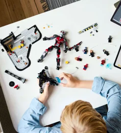 LEGO® Marvel - Captain America Civil War-Act... 76314 - 736 Dele