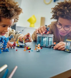 LEGO® Marvel - Iron Mans Laboratorium: Dragt... 76315 - 384 Dele