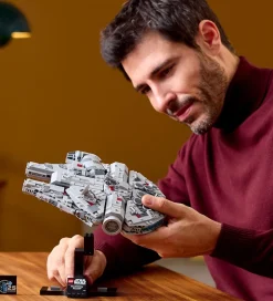 LEGO® Star Wars - Tusindårsfalken 75375 - 921 Dele