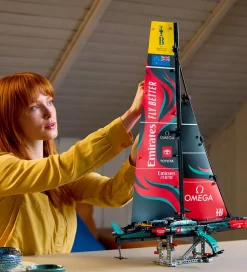 LEGO® Technic - Emirates Team New Zealand AC... 42174 - 962 Dele