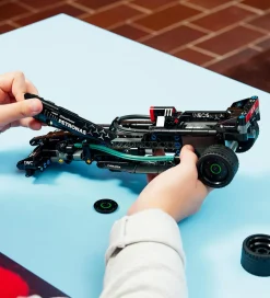 LEGO® Technic - Mercedes-AMG F1 W14 E Perfor... 42165 - 240 Dele