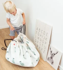 Play&Go Legetøjstæppe - Ø140 cm - Train