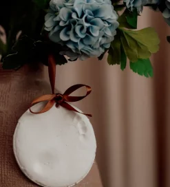 Vanilla Copenhagen Hånd- og Fodaftryksæt m. Bånd - Hvid/Rød/Brun